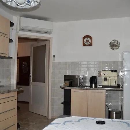 Agnic Apartment