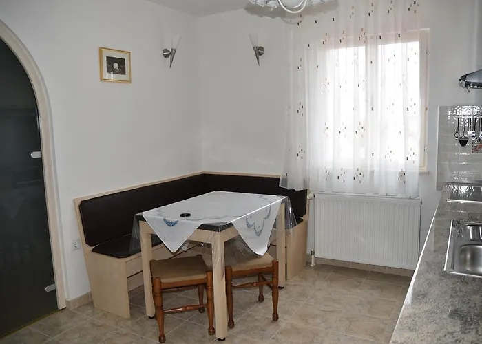 Apartament Agnic *